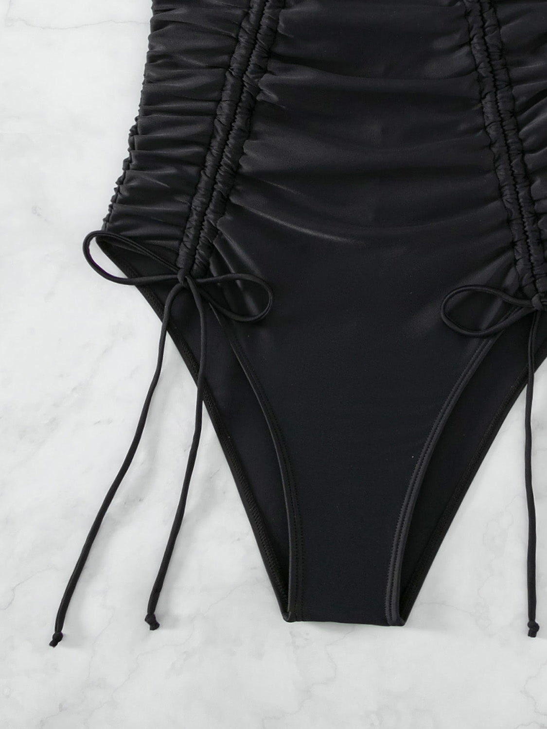 Stilla | Scoop Hals Bred Strop One-piece Badetøj