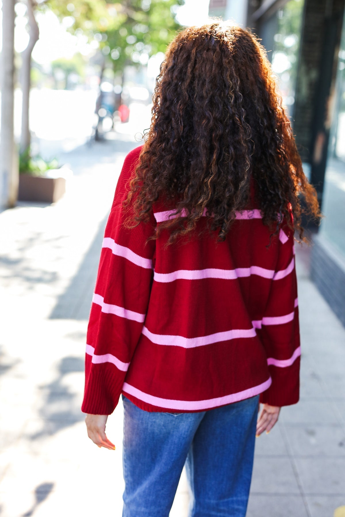 Stilla | Overdimensioneret Pullover Med Udstoppet Krave og Lilla Striber