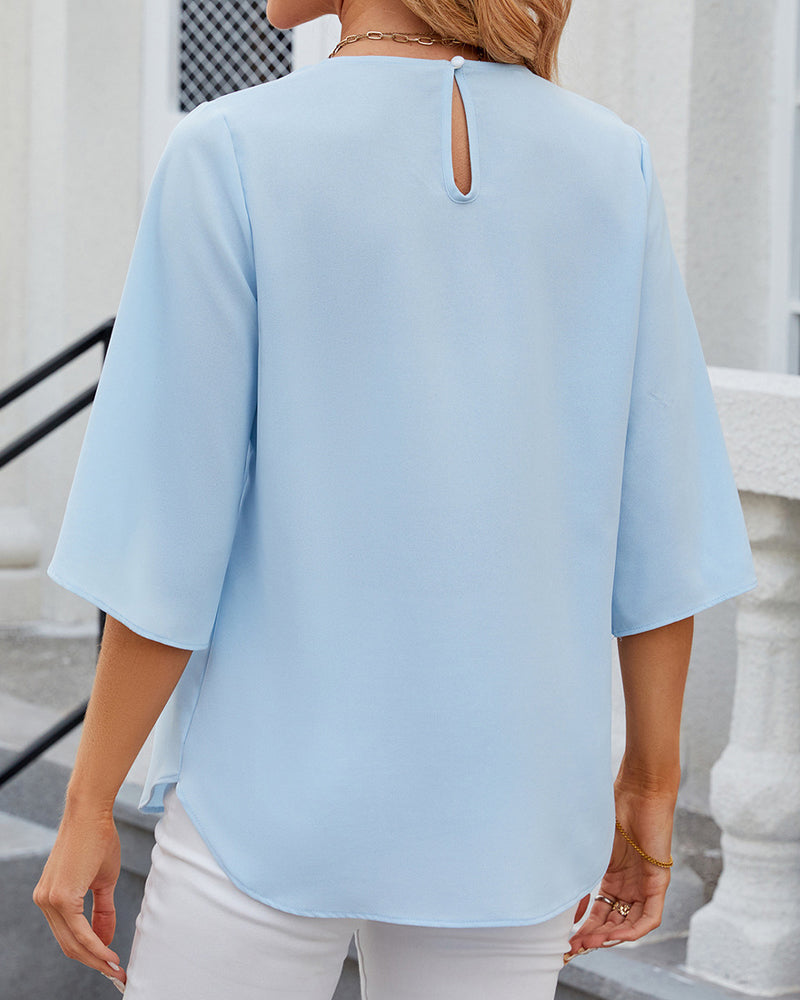 Stilla | Elegant Top Med Halve Ærmer