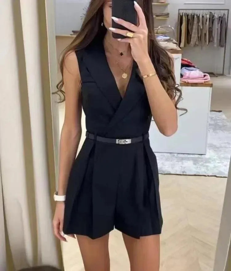 Stilla | Jumpsuit Elegant V-hals, Bælte, Vide Ben Perfekt Til Formelle Anledninger