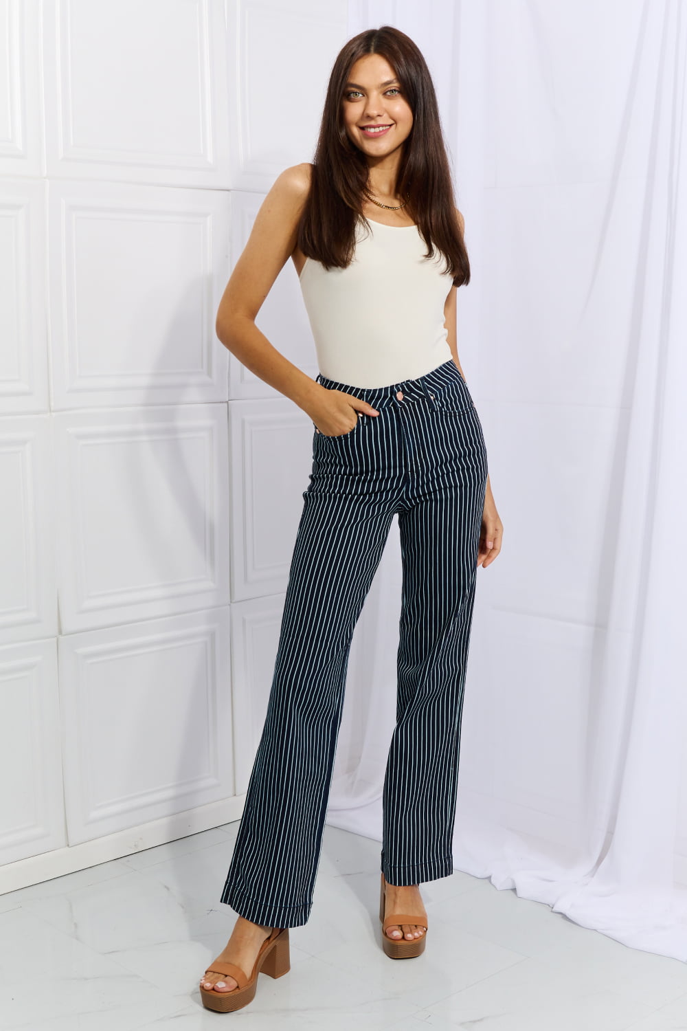 Stilla | Blå Cassidy Fuld Størrelse Højalttids Tummy Control Stribet Lige Jeans