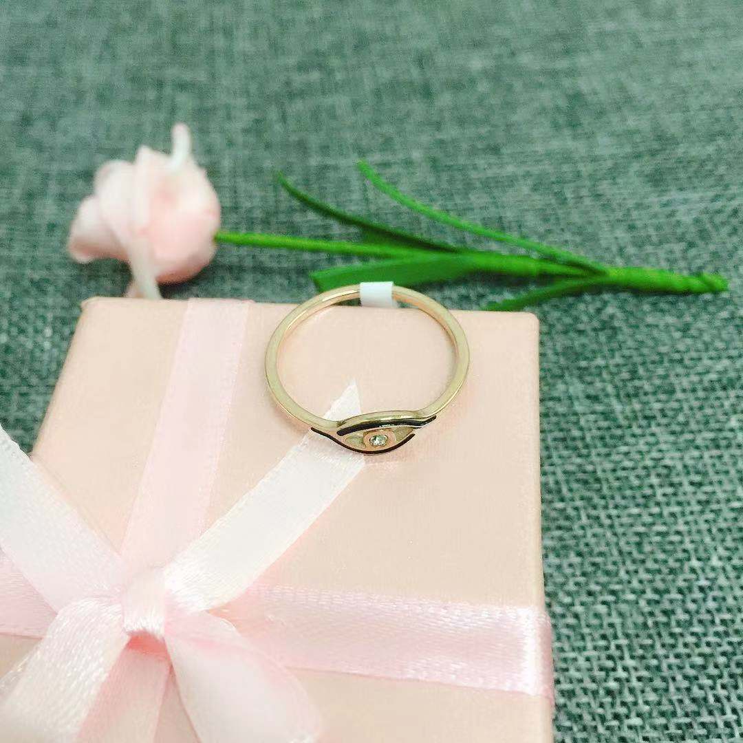 Dame ring med stilfuldt øje-design Stilla