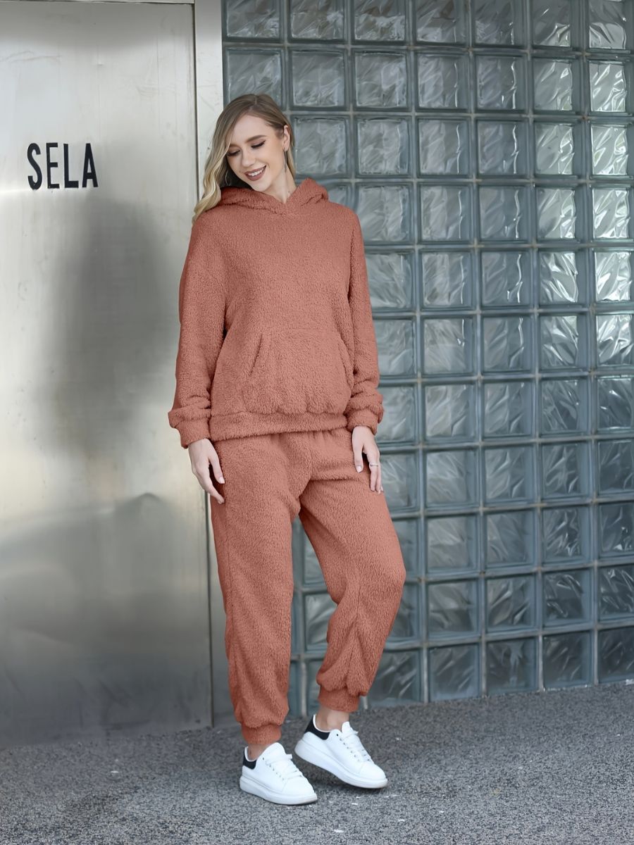 Stilla | Hoodie-t-shirts af plys og lange, varme bukser