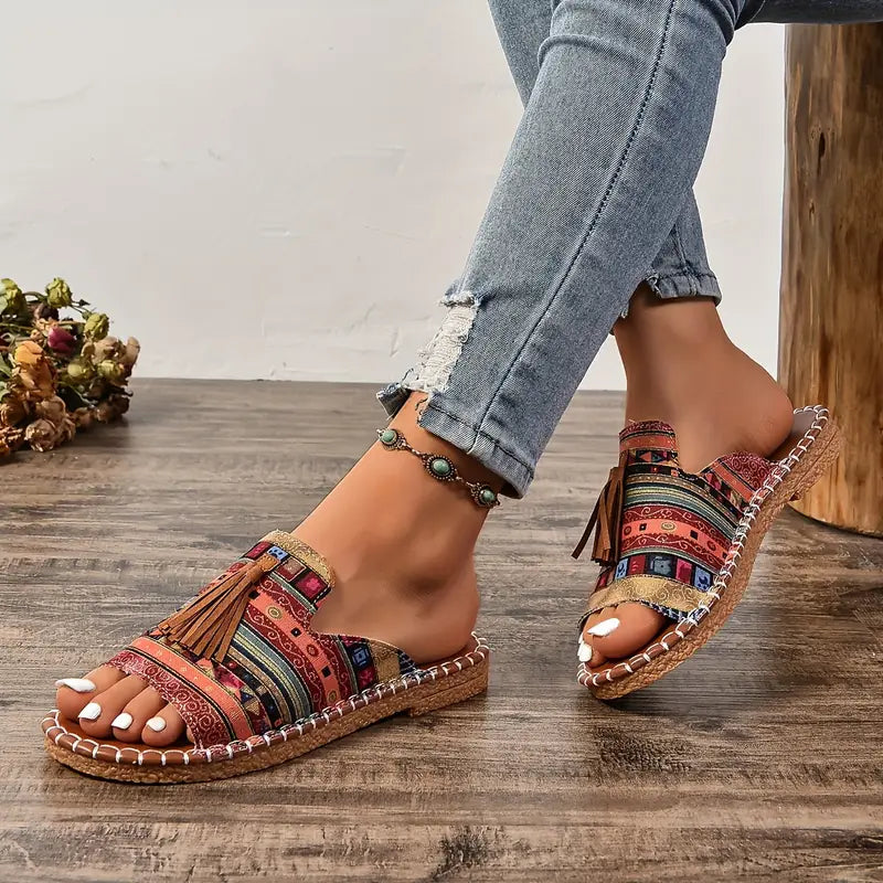 Stilla | Flade Sandaler Etnisk Stil Med Pompom