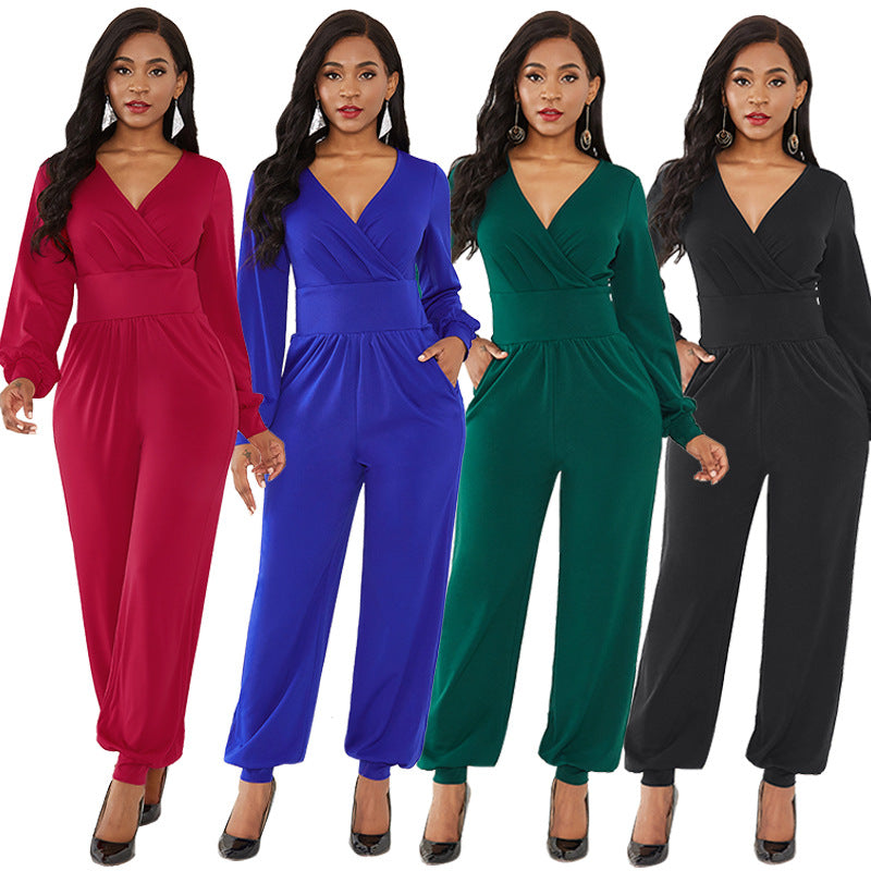 Dame Elegant Jumpsuit med V-wrappet design og bredt ben Stilla
