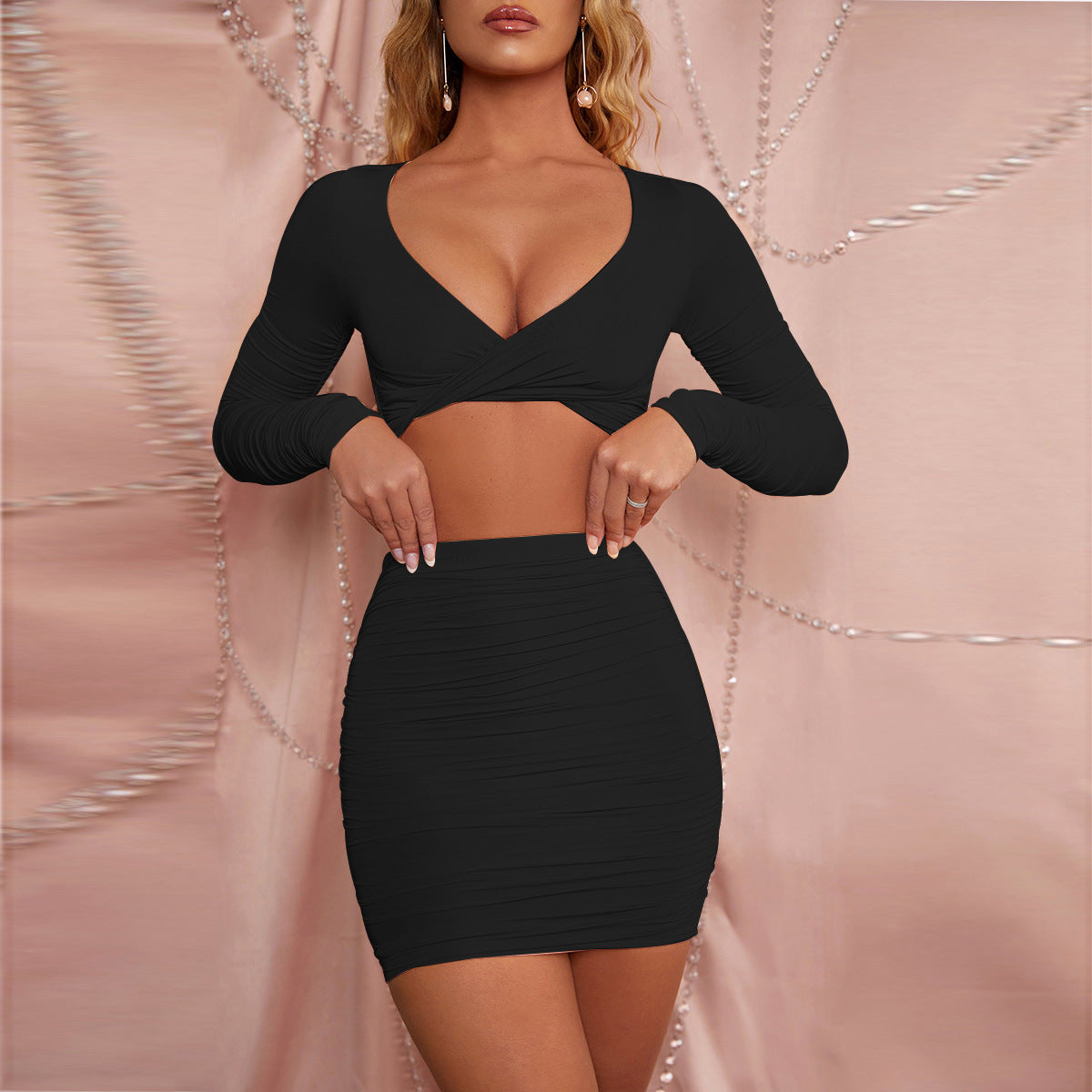 Dame Crop-Top og Mini Skirt Sæt med dyb V-udskæring og rynkning Stilla