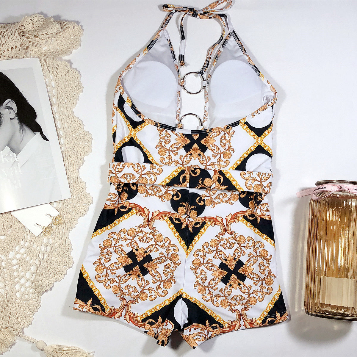 Dame Cut-Out badedragt med elegant ringdetalje og moderne design Stilla