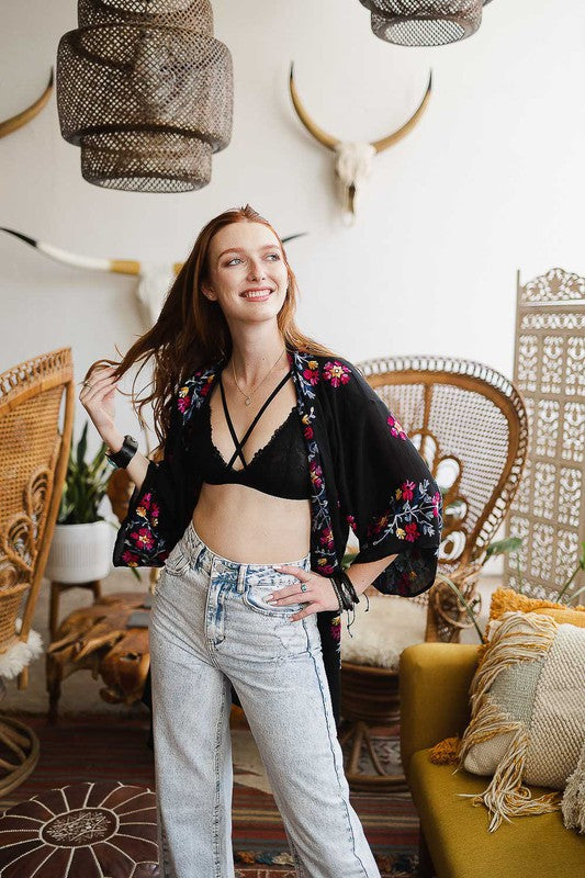 Stilla | Anemone Garland Broderet Kimono