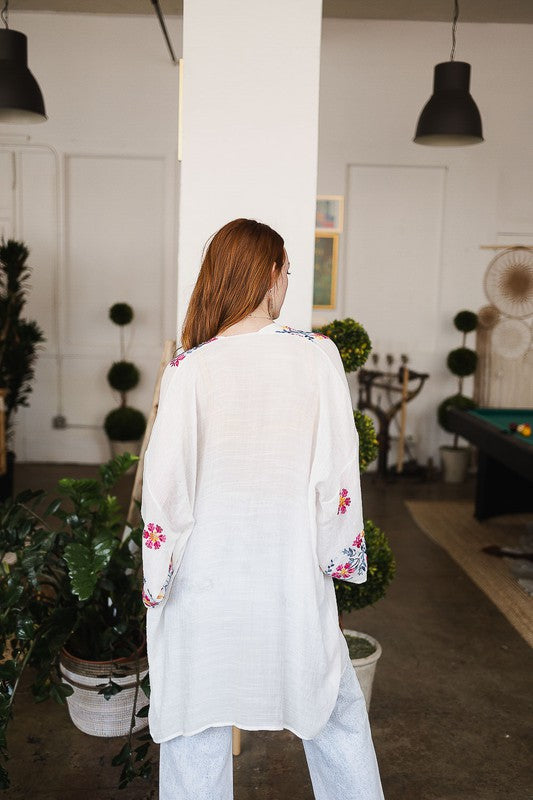 Stilla | Anemone Garland Broderet Kimono