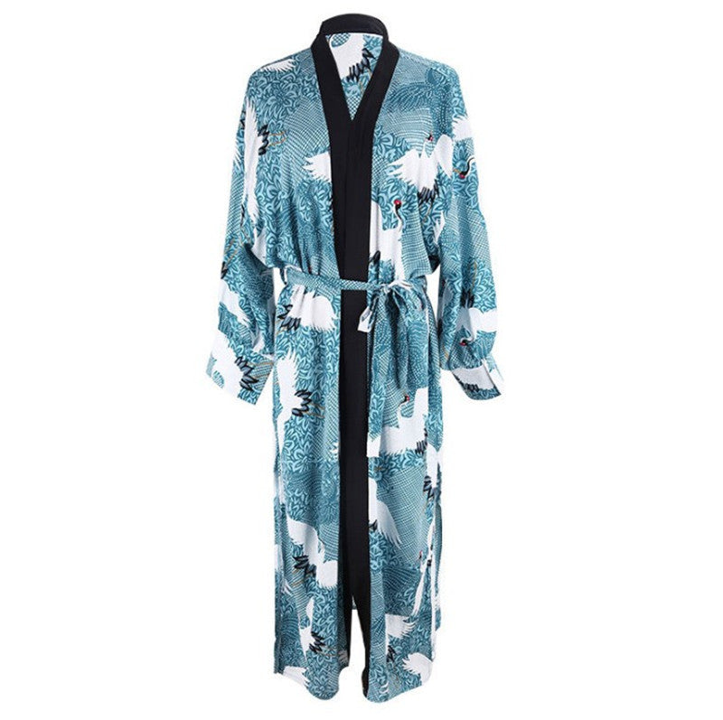 Dame elegant kimono med kunstnerisk fuglemotiv og flydende snit Stilla