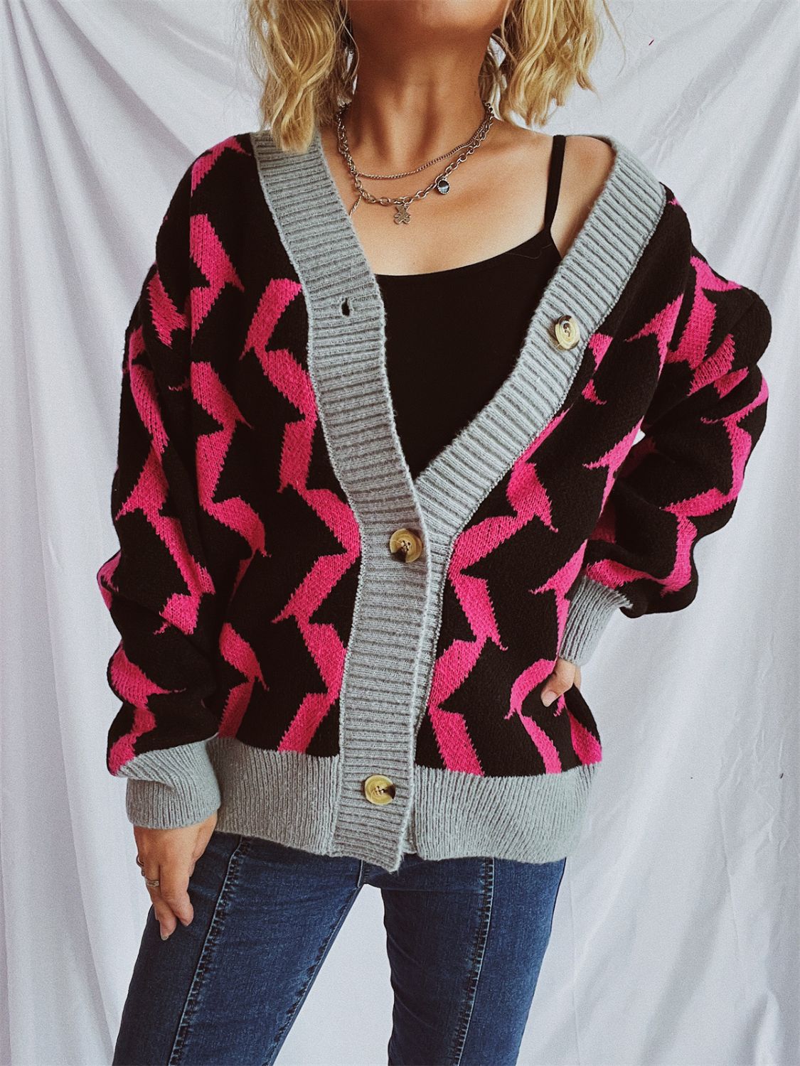 Stilla | Trim Geometrisk V-hals Langærmet Cardigan