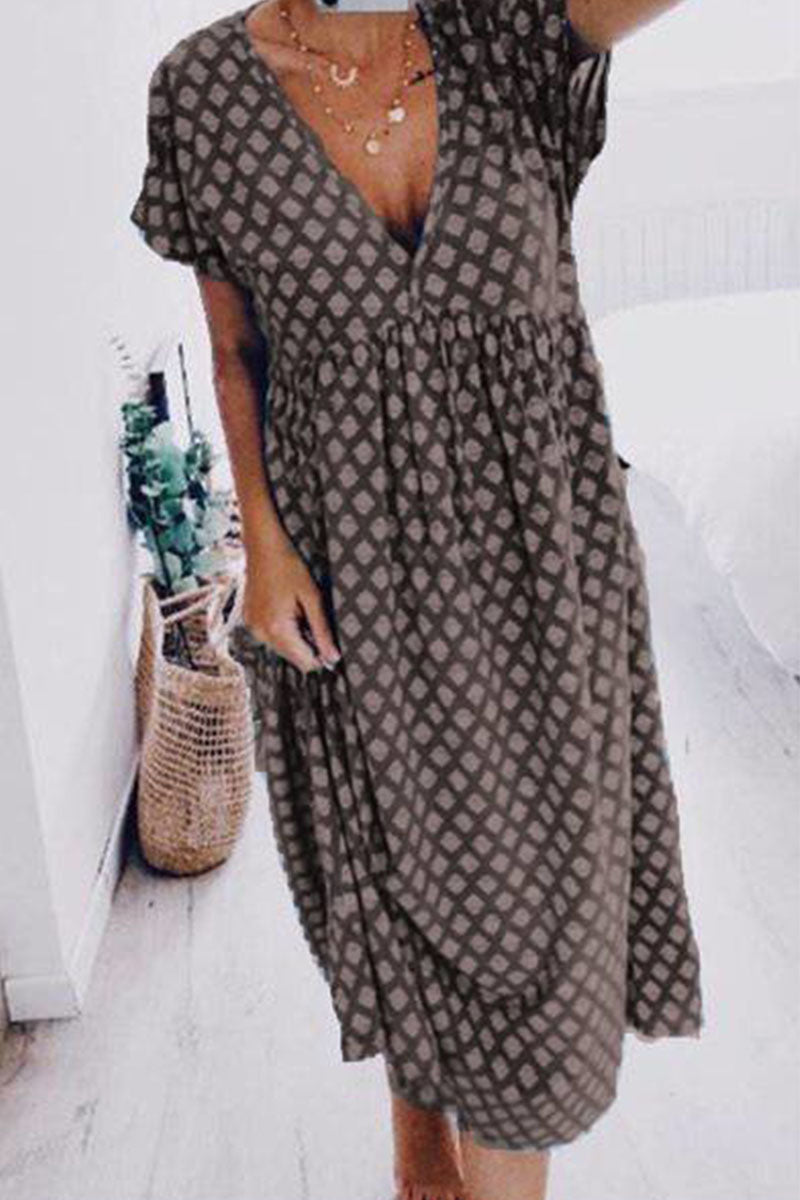 Stilla | Mode Street Print V-hals A-linienskjorter