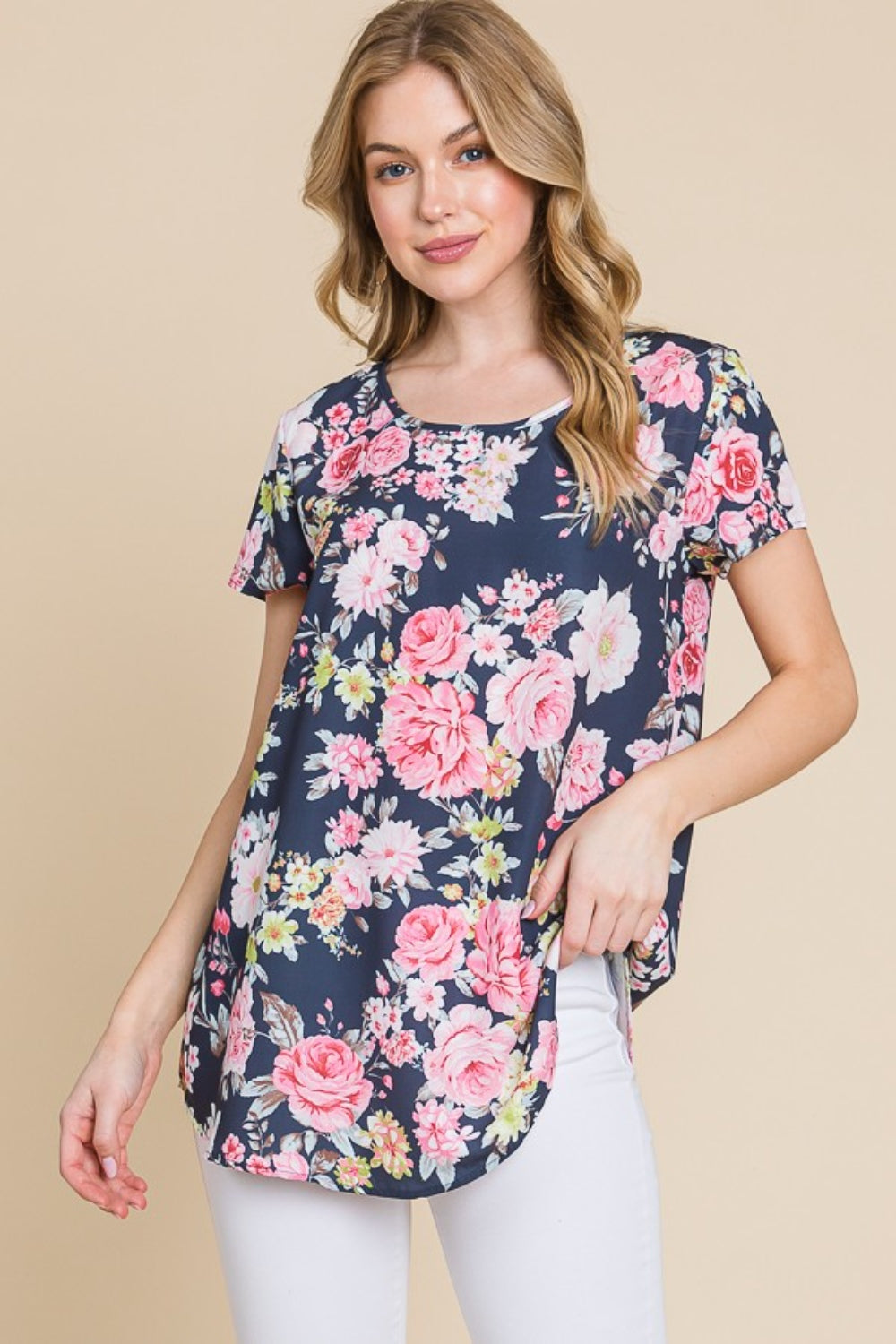 Stilla | Blomstret Rund Hals Kortærmet T-Shirt