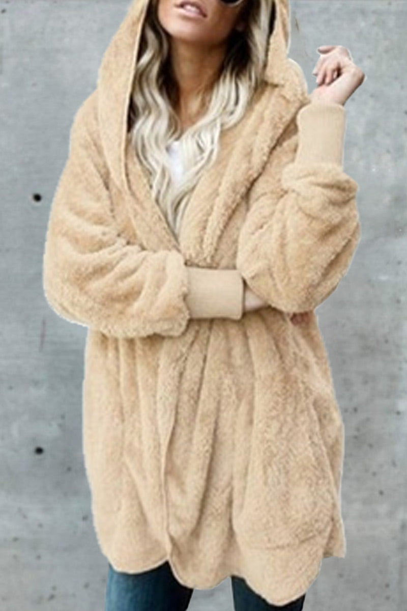 Stilla | Trendy, Casual og Holdbart Outdoor-tøj med Delte Hættekrave.