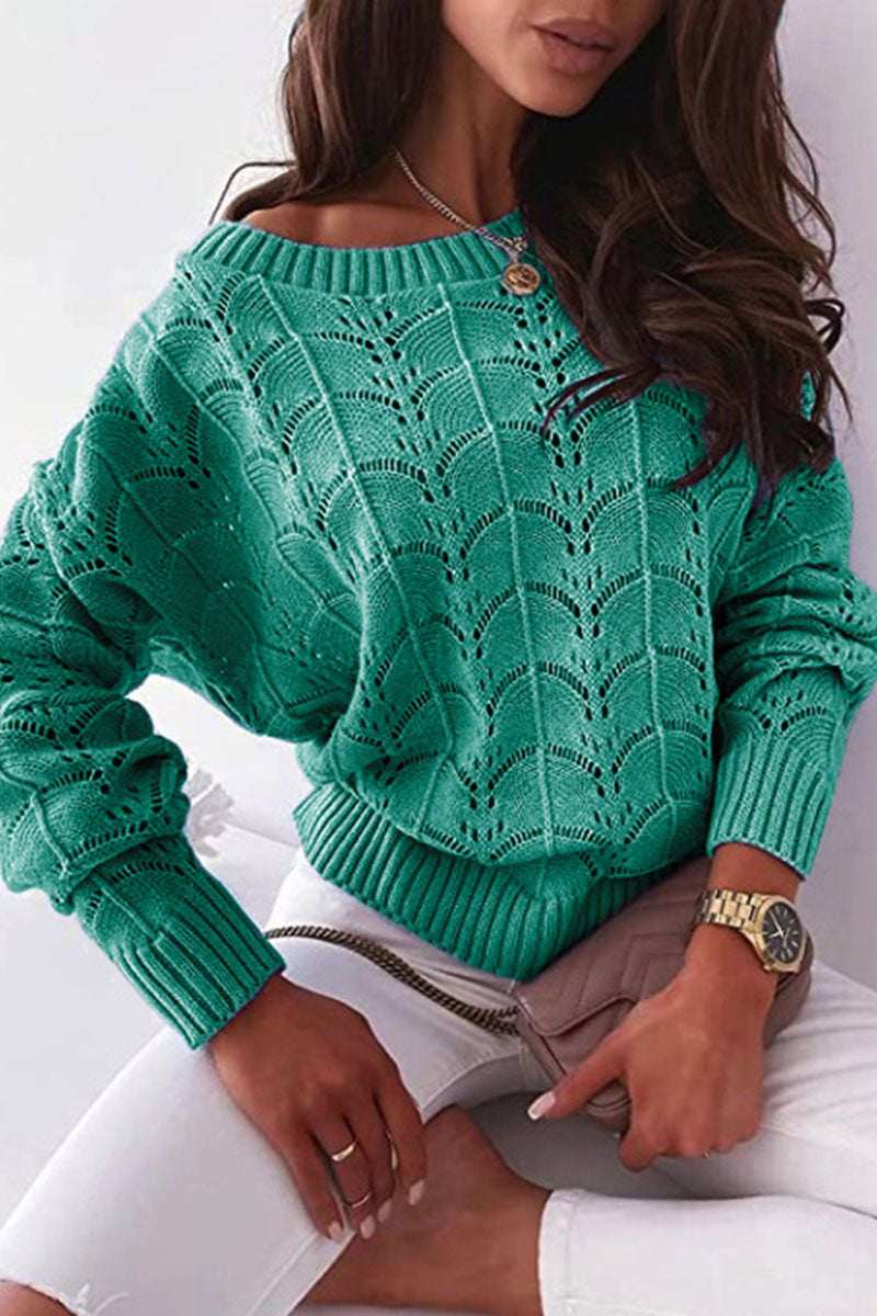 Stilla | Modebevidste, Casual Rundhalset T-Shirts Med Udsnit