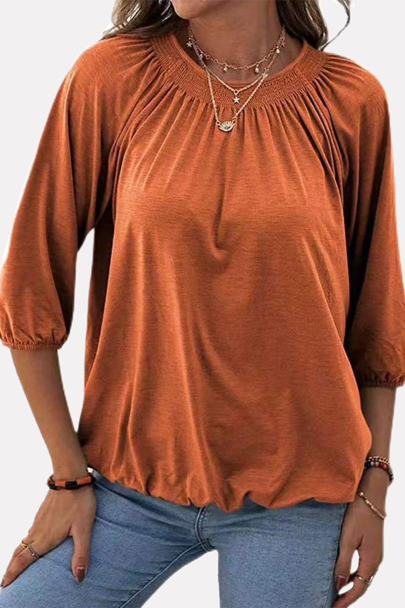 Stilla | Ensfarvede Lette T-shirts Med Rund, Plisseret, Slidsede Udsnit