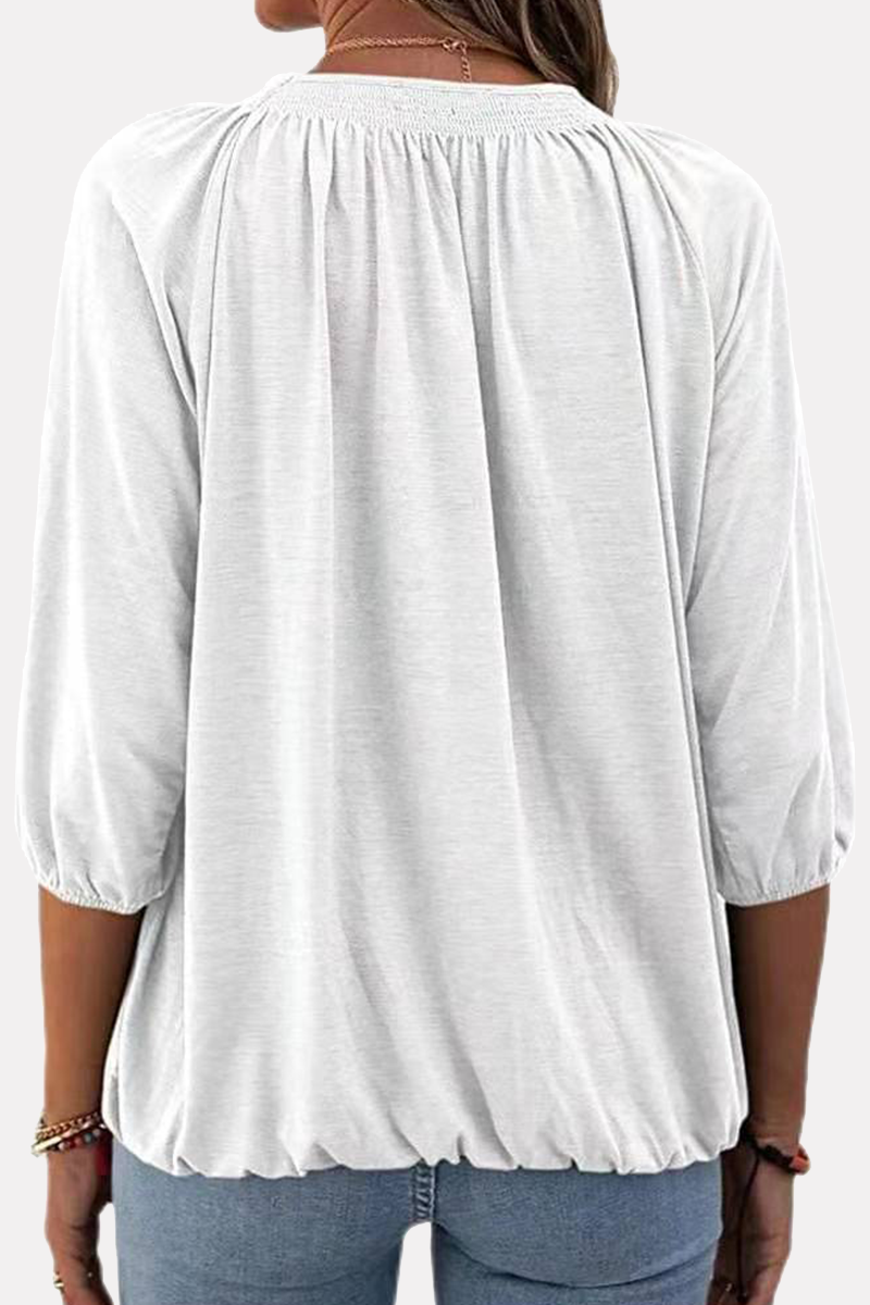Stilla | Ensfarvede Lette T-shirts Med Rund, Plisseret, Slidsede Udsnit