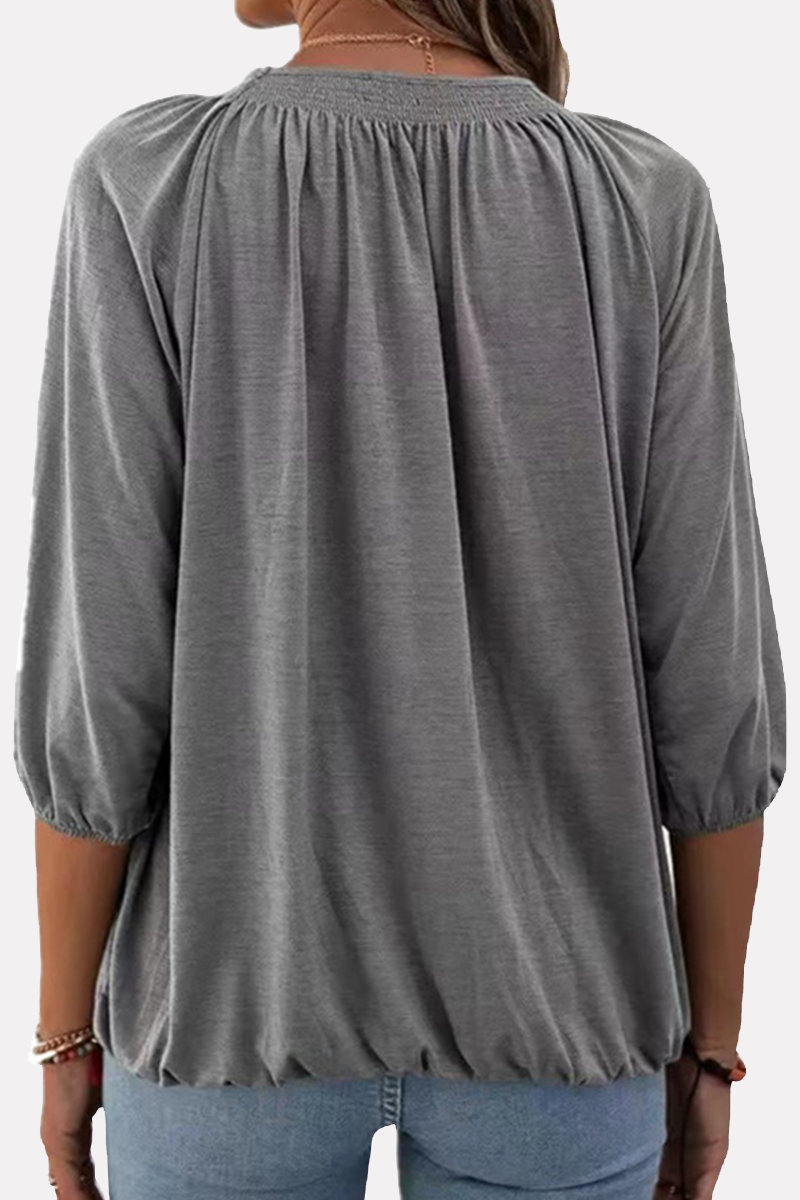 Stilla | Ensfarvede Lette T-shirts Med Rund, Plisseret, Slidsede Udsnit