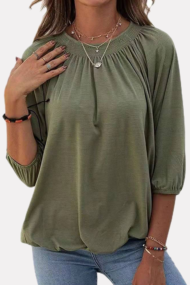 Stilla | Ensfarvede Lette T-shirts Med Rund, Plisseret, Slidsede Udsnit