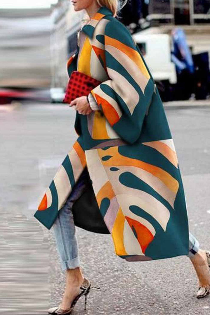 Stilla | Beklædning Til Udendørs Brug Med Omslaget Krave Af Bedrukt Camouflage Patchwork