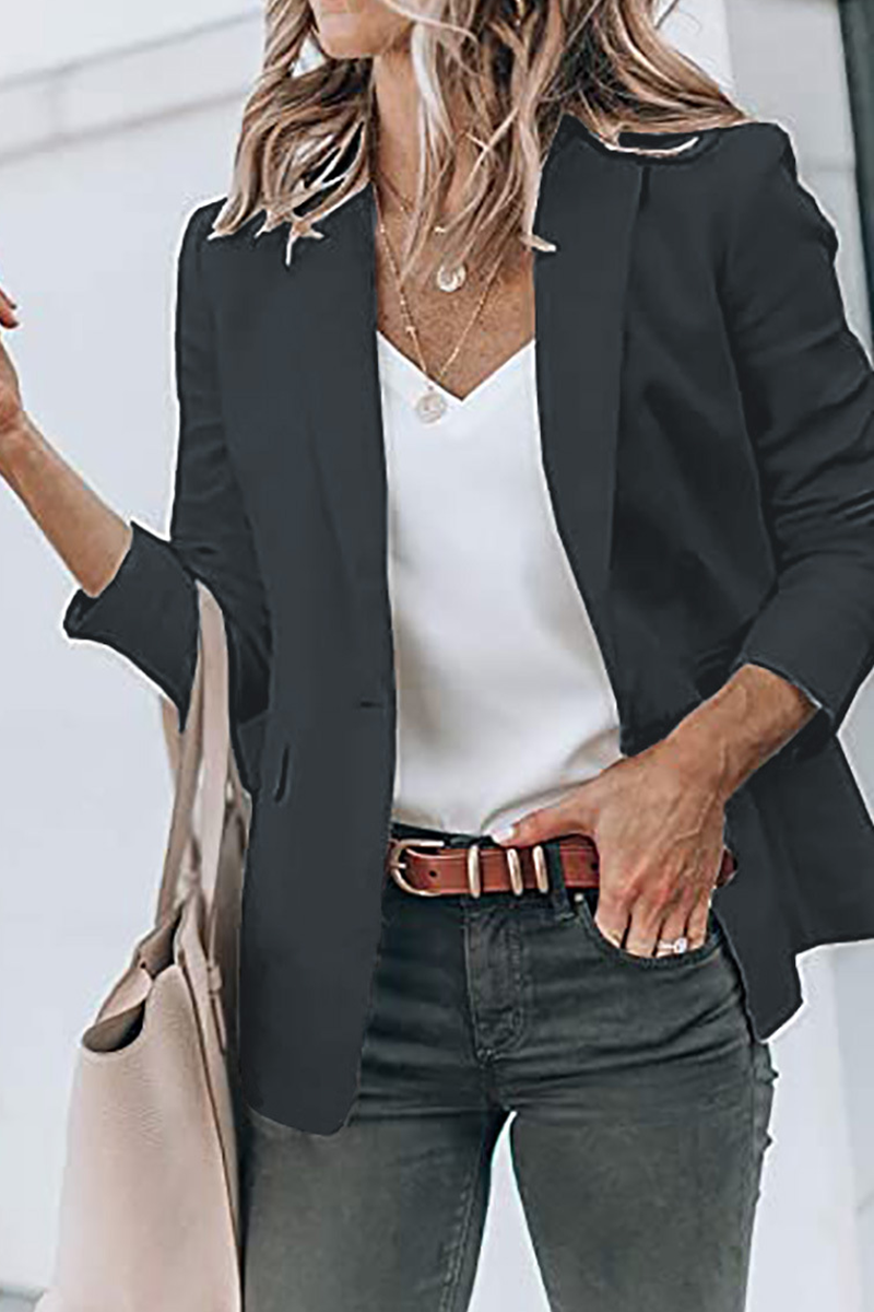 Stilla | Modetrends Ensfarvet Outdoor-beklædning Med Omklappelig Krave