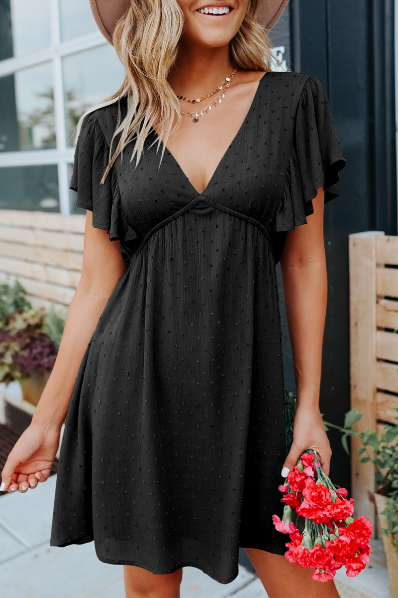 Stilla | V-hals Kjole med Flounce og Kage Nederdele Look