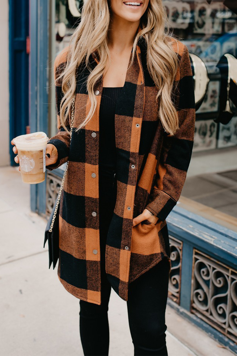 Stilla | Ensfarvet Casual Bluser Med St åkrave og Patchwork Lukning