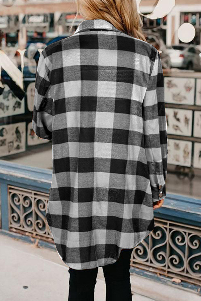 Stilla | Ensfarvet Casual Bluser Med St åkrave og Patchwork Lukning
