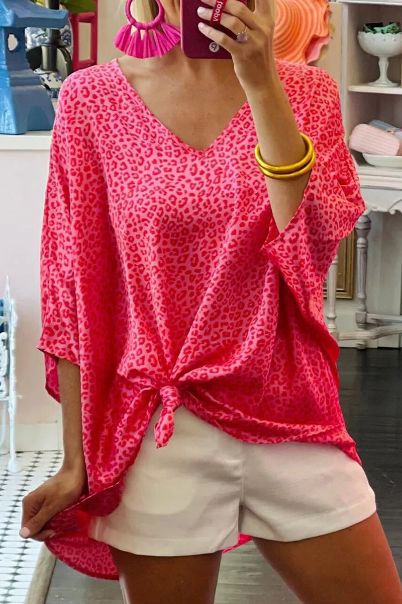 Stilla | Leopard Kontrast V-hals T-shirts