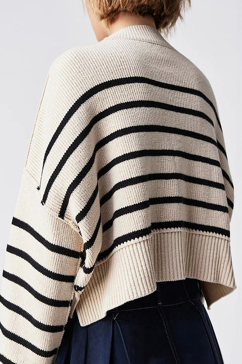 Stilla | Løse Rundhalsbluser i Enfarvet Patchwork