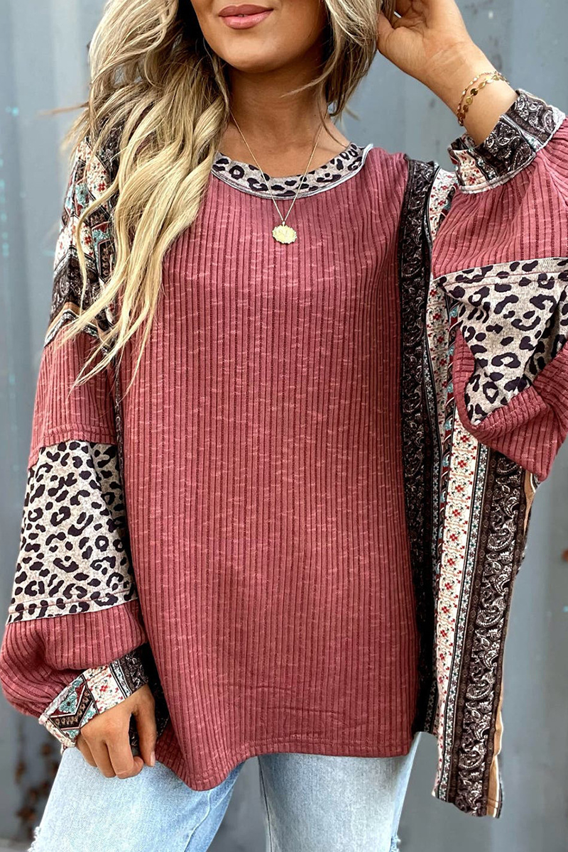 Stilla | Casual Rundhalstrøjer med striber og kontrast patchwork leopard