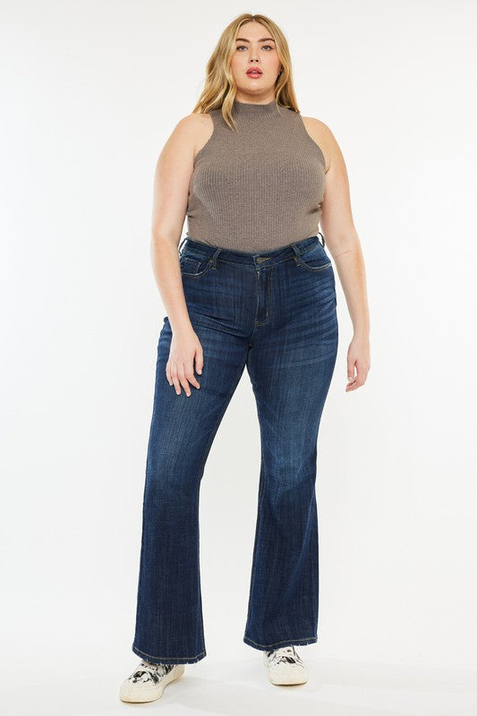 Stilla | Petite Mørk Vask Mid Rise Flare Jeans