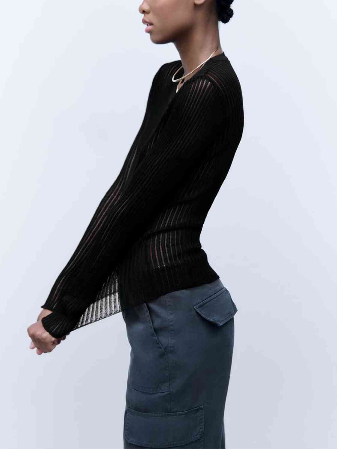 Stilla | Neck Ribbet Strik Tee