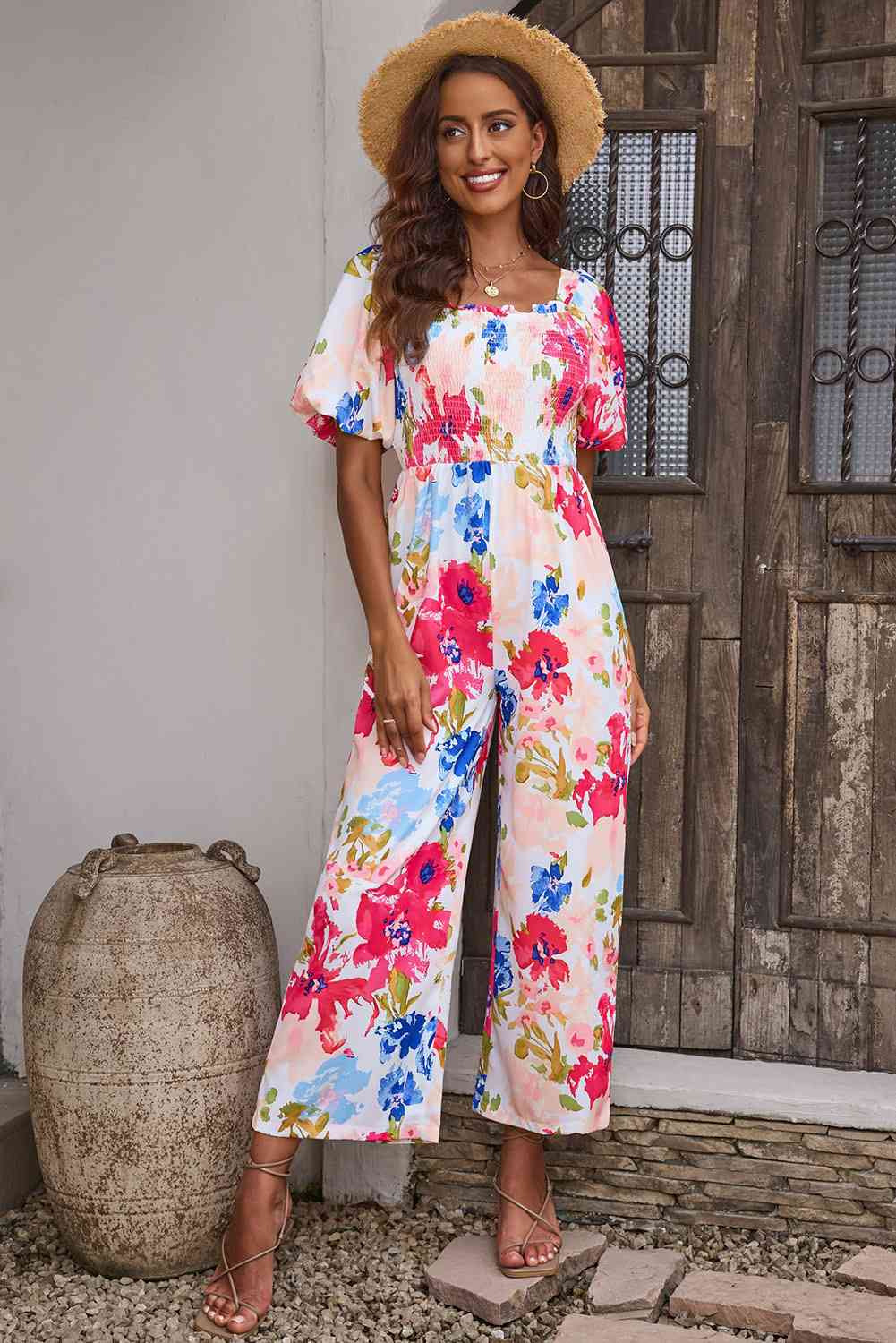 Stilla | Smocked firkantet hals jumpsuit