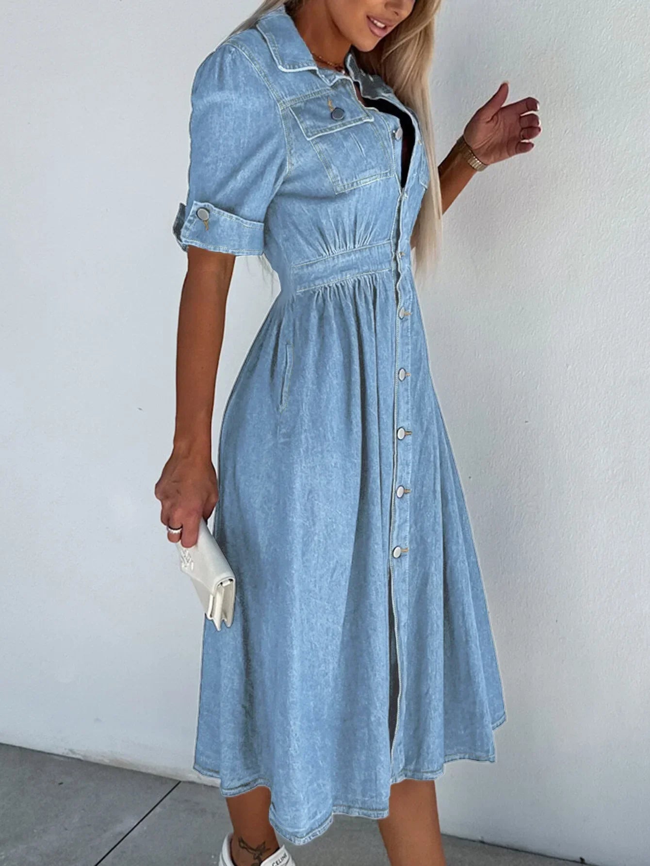 Stilla | Midi Denim Kjole med Knapper Blå Denim Casual & Stilfuld