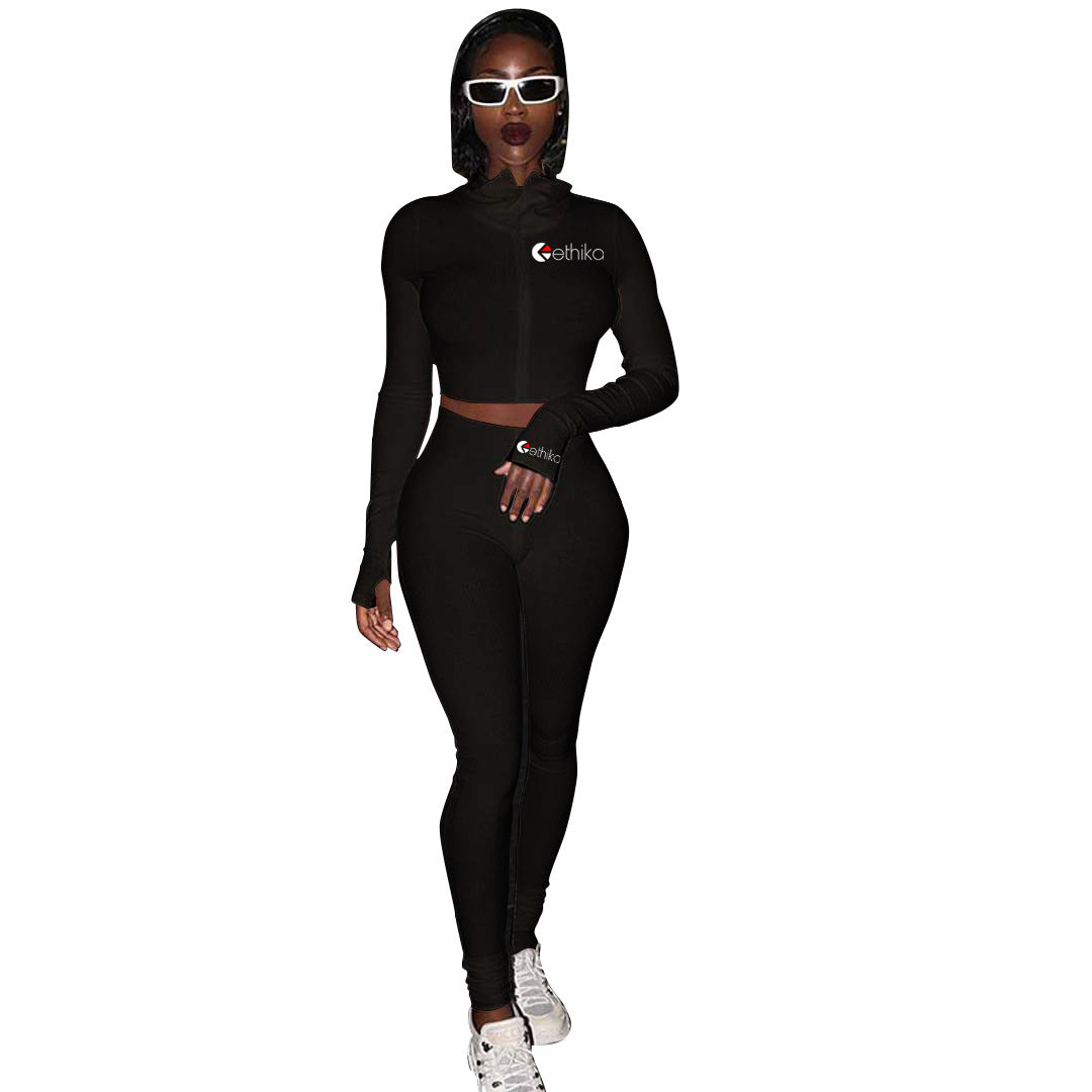 Dame Sporty Ensemble med tætsiddende overdel og leggings Stilla