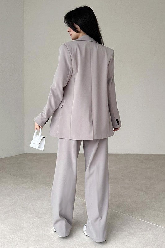 Stilla | Fashionabel blazer med bukser til damer