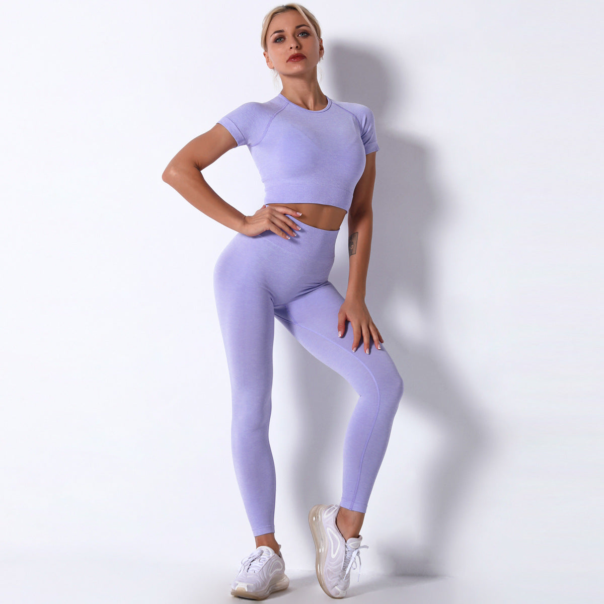 Dame Sporty Crop-Top med højhøjede leggings i kompressionsdesign Stilla