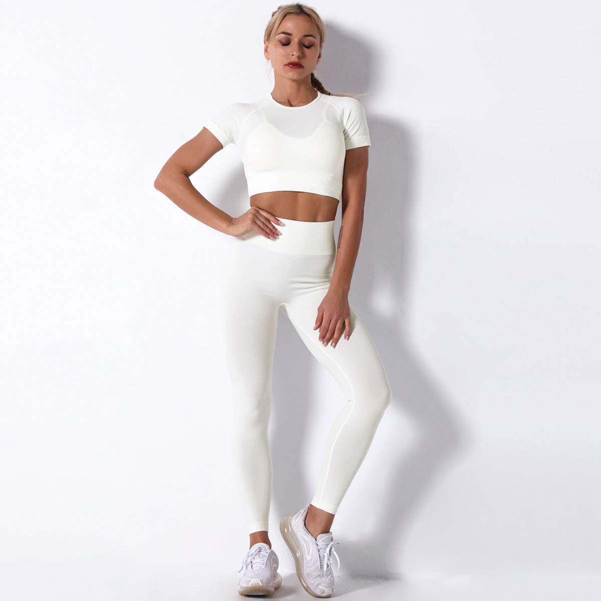 Dame Sporty Crop-Top med højhøjede leggings i kompressionsdesign Stilla