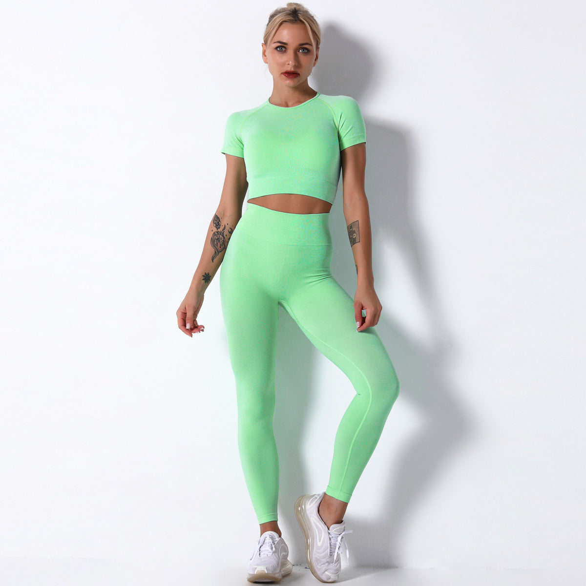 Dame Sporty Crop-Top med højhøjede leggings i kompressionsdesign Stilla