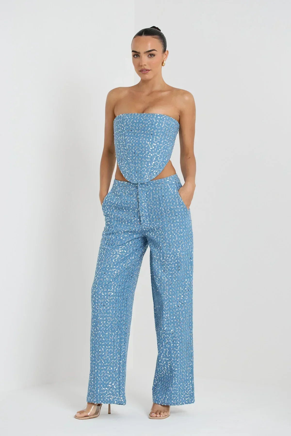 Stilla | Blå Tube Top Med Pailletter Og Brede Bukser Med Glitter