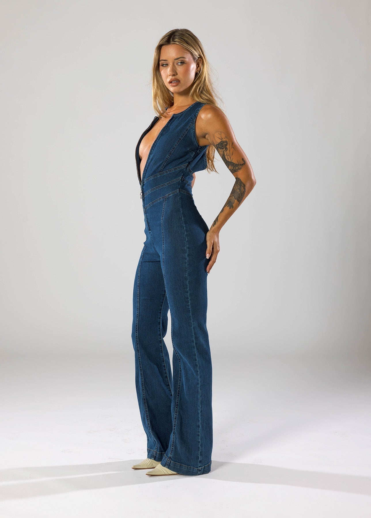 Stilla | Hjerteformet Ryg Lynlås Jumpsuit