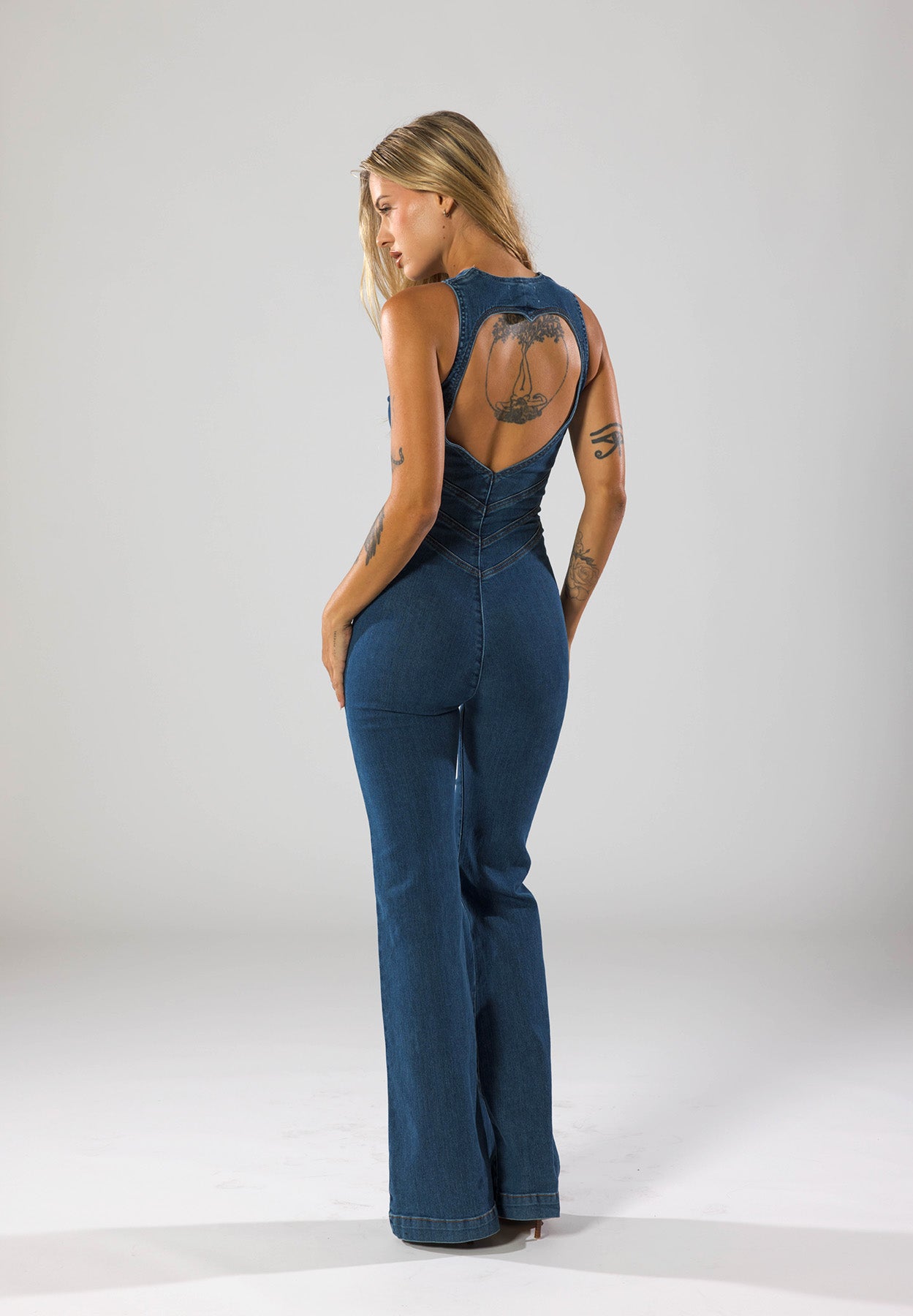 Stilla | Hjerteformet Ryg Lynlås Jumpsuit