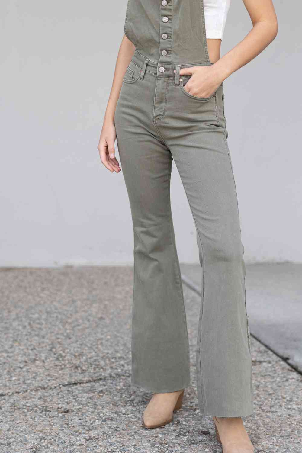 Stilla | Blå Full Size Kelsey Flare Tummy Control Overalls