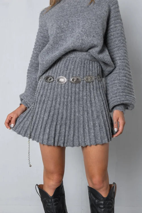 Stilla | Sæt Plisseret Sweater og Nederdel Jayline