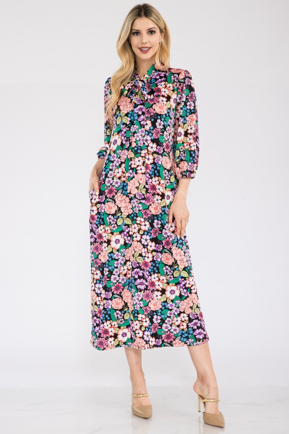 Stilla | Full Size Floral Midi Kjole Med Sløjfe Bundet