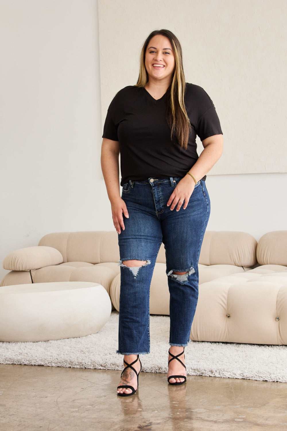 Stilla | Crop Dylan Full Size Mavekontrol Slidt Højtaljede Raw Hem Jeans
