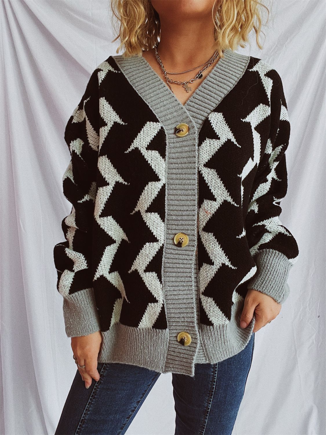 Stilla | Trim Geometrisk V-hals Langærmet Cardigan