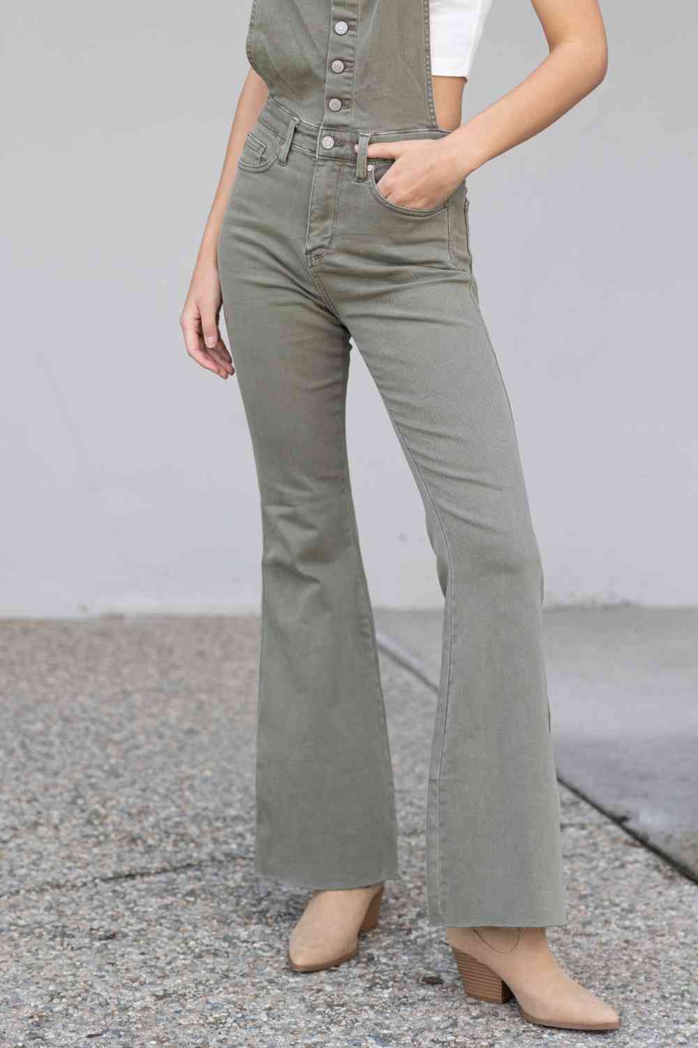 Stilla | Blå Full Size Kelsey Flare Tummy Control Overalls