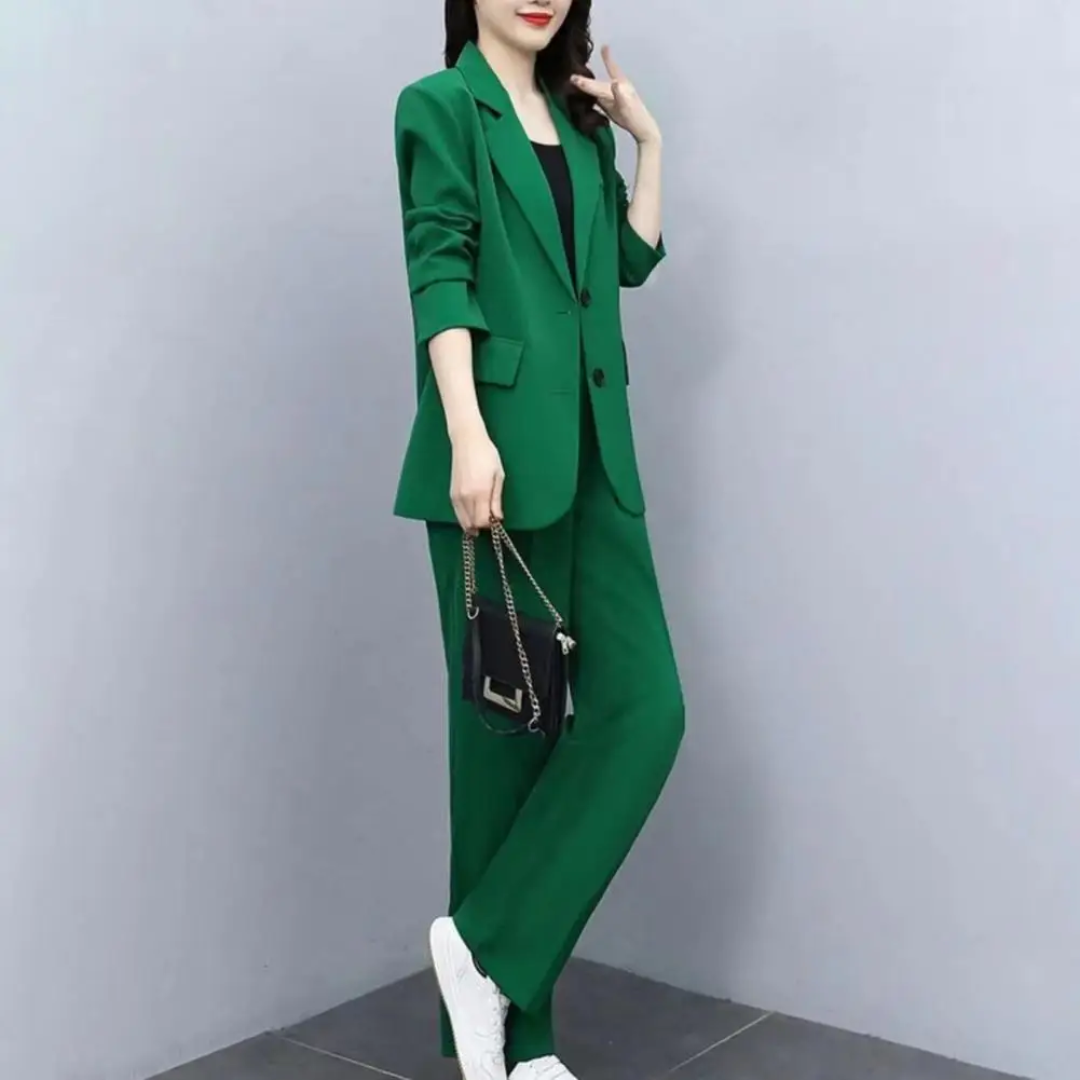 Stilla | Elegant Kostume Til Damer